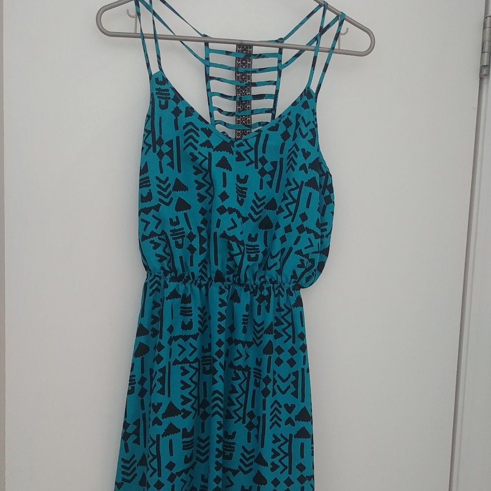 Short dress